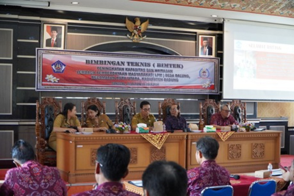 Kegiatan Pembukaan dan Hari Pertama Bimbingan Teknis Peningkatan Kapasitas dan Wawasan LPM Desa Dalung tahun 2024